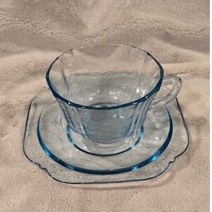 Vintage Federal Glass Co. Madrid Madonna Blue Tea‎ Cup and Saucer Set